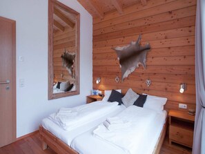 3 bedrooms