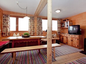 Chalet | Living room - Chalet in Hippach With Private Terrace, Parking, Heating (Hippach)