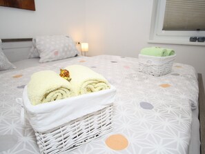 2 bedrooms, bed sheets - Cozy Apartment in Maria Alm near Ski Area (Maria Alm am Steinernen Meer)