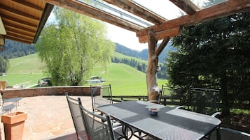 Villa | Balcony