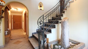 Reception - Lush Villa on Ski Slope in Söll With Sauna & Steam Shower (Soell)