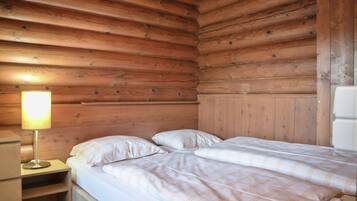 Chalet | 4 Schlafzimmer, individuell eingerichtet, Bettwäsche