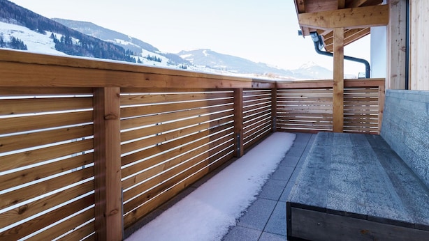 House | Balcony