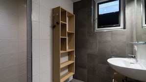 House | Bathroom