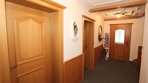 Reception - Spacious Apartment near Ski Bus Stop in Zell am Ziller (Zell am Ziller)