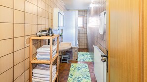 Unclassified image, 5 of 39, button - Cozy Apartment in Fulpmes near Ski Area (Fulpmes)