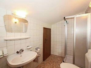 Apartment | Badezimmer