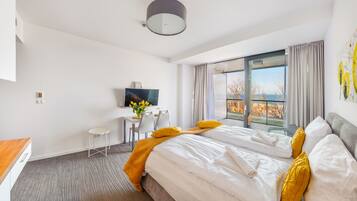 Studio (111) | Individually decorated, individually furnished, iron/ironing board