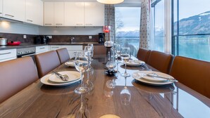 Dining - Modern Apartment in Zell am See With Sauna (Zell am See)