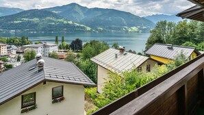 Balcony - Beautiful Chalet in Zell Am See (Zell am See)