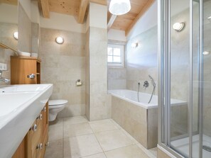Chalet | Bathroom - Swanky Chalet in Piesendorf With Wellness Area & Valley View (Piesendorf)