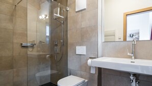 Unclassified image, 4 of 34, button - Spacious Holiday Home in Wald im Pinzgau With Sauna (Wald im Pinzgau)
