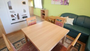 Unclassified image, 4 of 25, button - Sunlit Apartment near Ski Area in Leogang (Leogang)