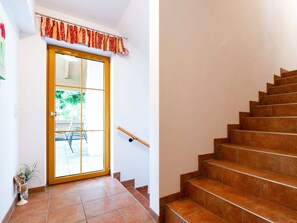 Apartment | Interior - Apartment in Mittersill Near Kitzbuhel Ski Area (Mittersill)