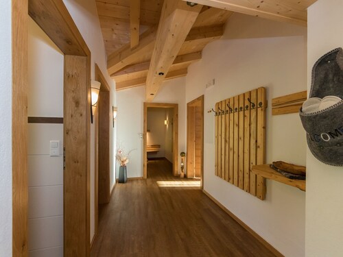 Apartment in Kaprun Ski-in Ski-out Slopes
