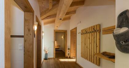 Apartment in Kaprun Ski-in Ski-out Slopes