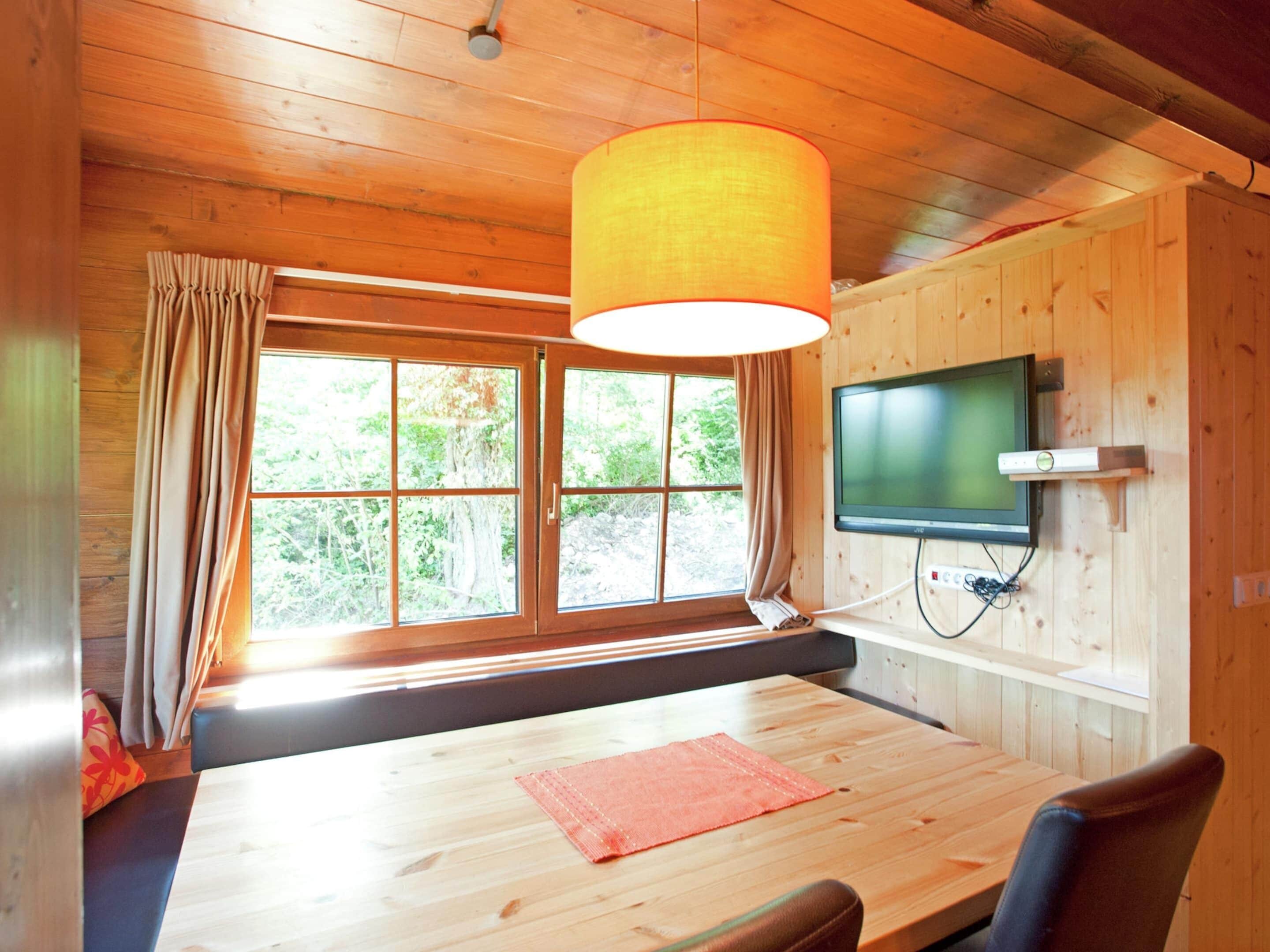 Chalet | 3 bedrooms, individually furnished, bed sheets