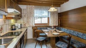 Unclassified image, 4 of 20, button - Mountain View Apartment With Sauna in Taxenbach (Taxenbach)
