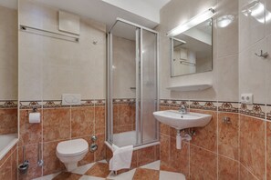 Chalet | Bathroom