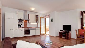 Apartment | Private kitchen | Dishwasher