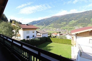 View from property - Cozy Chalet in Bramberg am Wildkogel with Sauna near Ski Lift (Bramberg am Wildkogel)