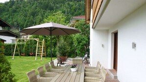 Chalet | Balcony - Luxury Chalet near Ski Area in Zell am See (Zell am See)