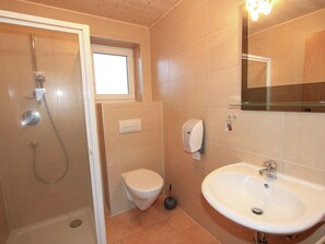Shower - Lush Apartment in Hainzenberg Near Forest (Hainzenberg)