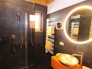 Chalet | Bathroom