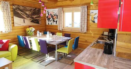 Chalet in Kaprun with Hot Tub, Sauna, Balcony, Terrace