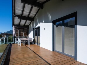 Balcony - Luxury Apartment Near Ski Area in Mühlbach (Bramberg am Wildkogel)