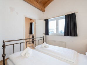 Ferienhaus | 3 Schlafzimmer, individuell eingerichtet, Bettwäsche