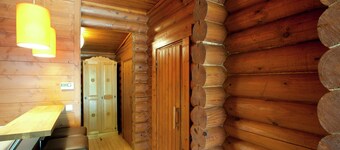 Spacious Chalet near Ski Slopes in Worgl