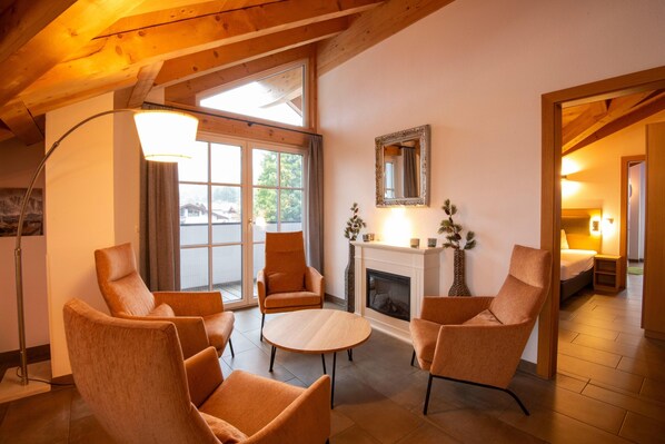 Living room - Luxury Apartment in Brixen (Brixen im Thale)