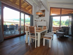 Dining - Charming Apartment in Kirchberg With Private Terrace (Kirchberg in Tirol)