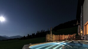 Pool - Modern Villa in Hopfgarten im Brixental With Sauna and Pool (Hopfgarten im Brixental)