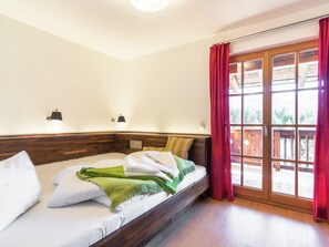 Apartment | 3 Schlafzimmer, individuell eingerichtet, Bettwäsche