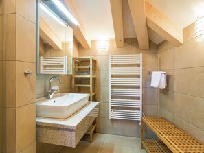 Apartment | Badezimmer