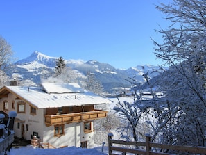Exterior - Boutique Holiday Home in Kirchberg with Hot Tub (Reith bei Kitzbuehel)