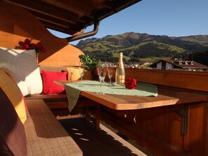 Balcony - Cozy Apartment in Kirchberg in Tirol Near Ski Area (Kirchberg in Tirol)