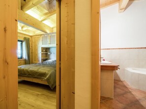 3 bedrooms, bed sheets - Cozy Apartment in Kirchberg in Tirol Near Ski Area (Kirchberg in Tirol)