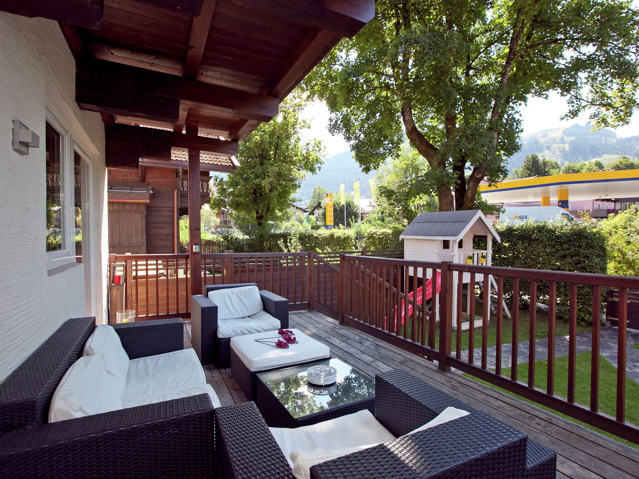 Villa | Balcony