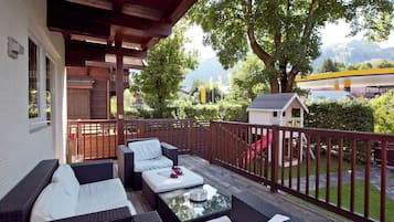 Villa | Balcony
