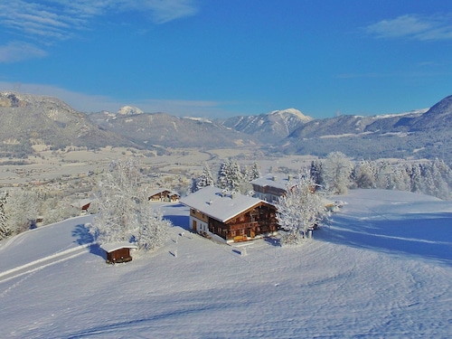 Cozy Chalet in Sankt Johann in Tirol near Ski Area