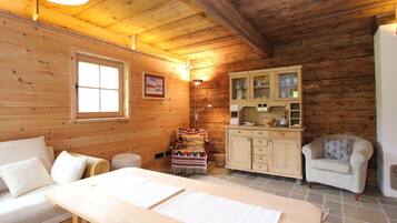 Chalet | Living room