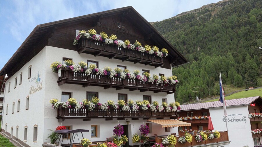 Chalet in Vent Near Stablein Ski Lift