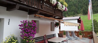 Chalet in Vent Near Stablein Ski Lift