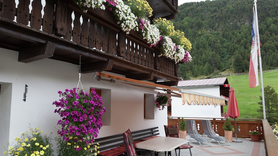 Chalet in Vent Near Stablein Ski Lift