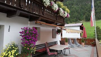Apartment | Balkon