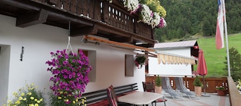 Chalet in Vent Near Stablein Ski Lift