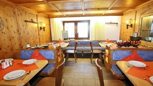 Chalet | Wohnzimmer | Kamin